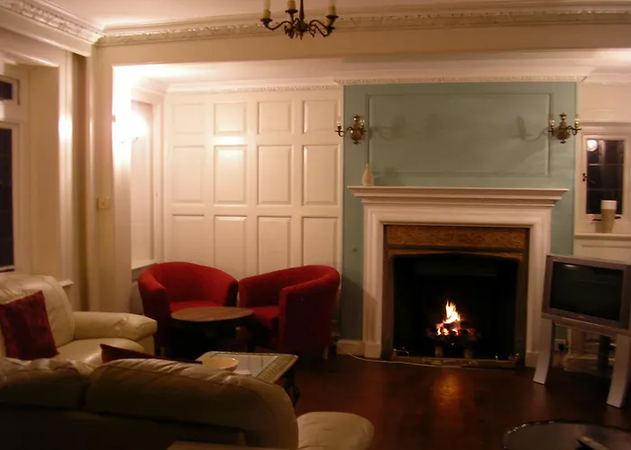 East Cliff Cottage